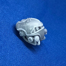 Load image into Gallery viewer, Retro Armoured Head