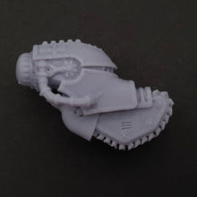 Load image into Gallery viewer, Ripper Head compatible with Adeptus Titanicus Warlord Titans
